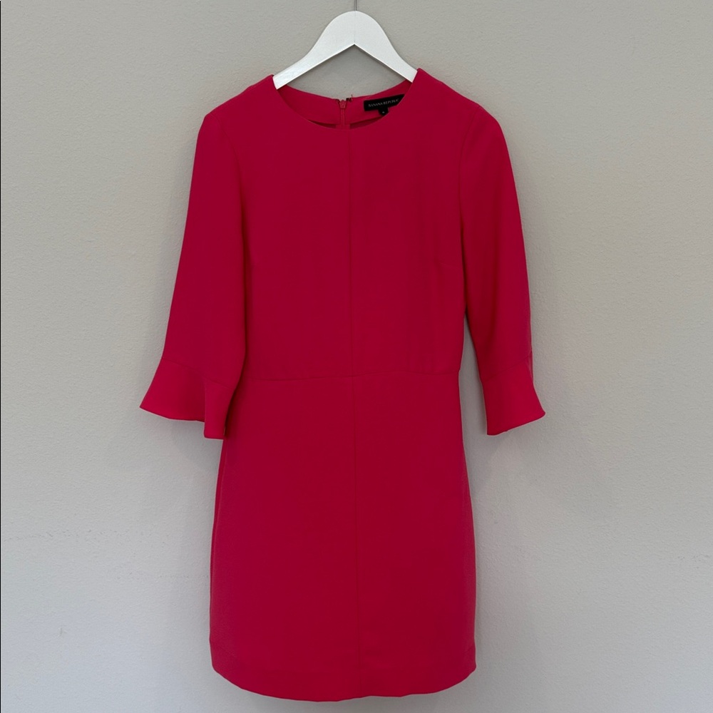 Banana Republic Elegant Pink Dress with Pockets